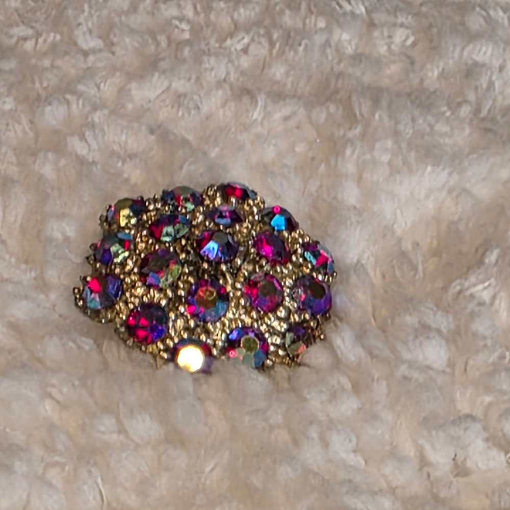 Vintage Aurora Borealis Rhinestone Dome Brooch Gold Tone Tiered Starburst Pin - Picture 4 of 15